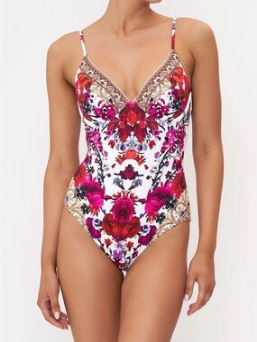 Camilla REIGN OF ROSES SOFT CUP UNDERWIRE ONE PIECE SWIMSUIT Size: S C/D Cup